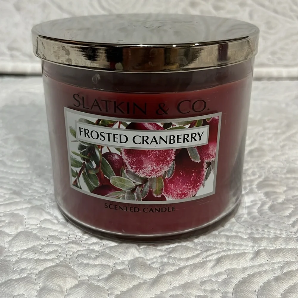 BB&W frosted cranberry theee wick and‎ cranberry woods single wick candles, new